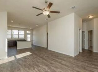2032 Kathryn Dr, Bryan, TX 77807