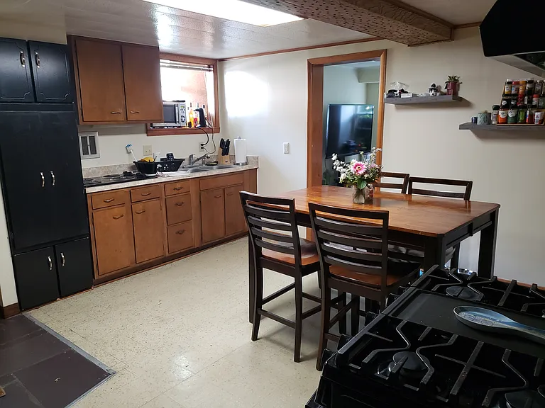 510 N 7th St #3 — Photo 5