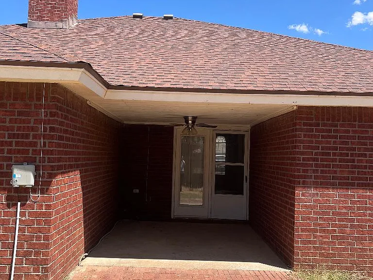 410 Justice Ave — Photo 50