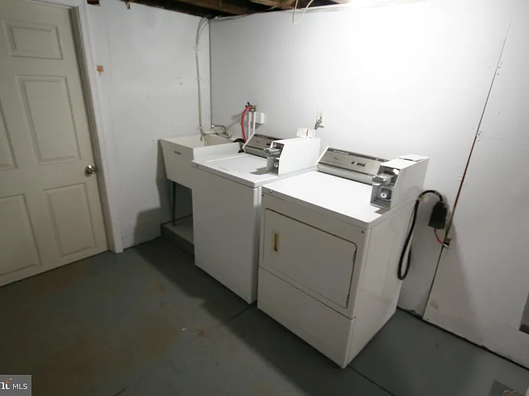721 S 19th St #1R — Photo 11