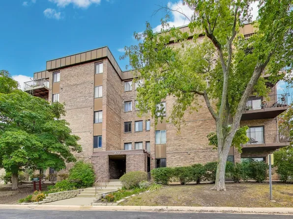 420 Walnut Creek Ln Unit 3104, Lisle, IL 60532