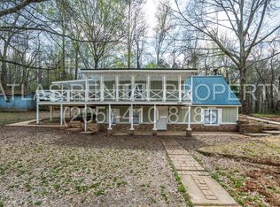 9044 Blue Springs Cir, Athens, AL 35611