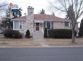 2437 Hainsworth Ave, North Riverside, IL 60546