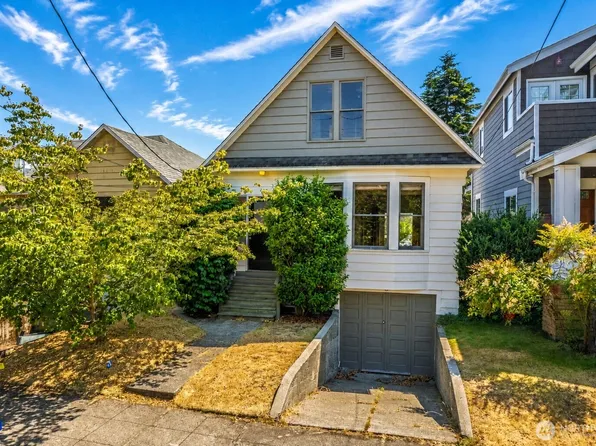 747 N 73rd Street, Seattle, WA 98103
