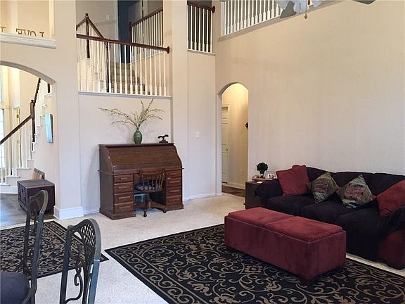 4th image of 5700 Windmere Ln