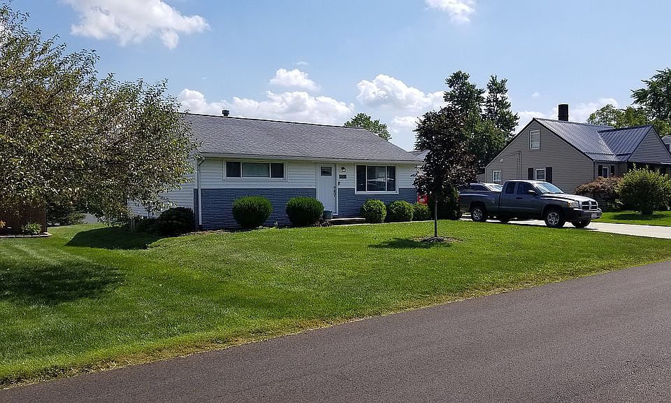 2nd image of 220 Eden Ave NW