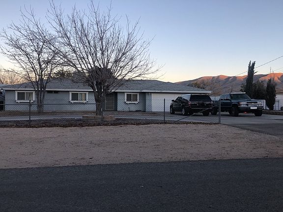 2nd image of 9487 Wasco Ave