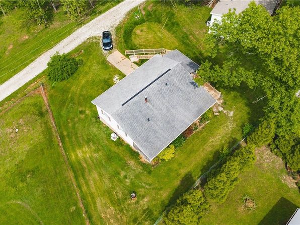 31 Timber Ln, Parkersburg, WV 26104