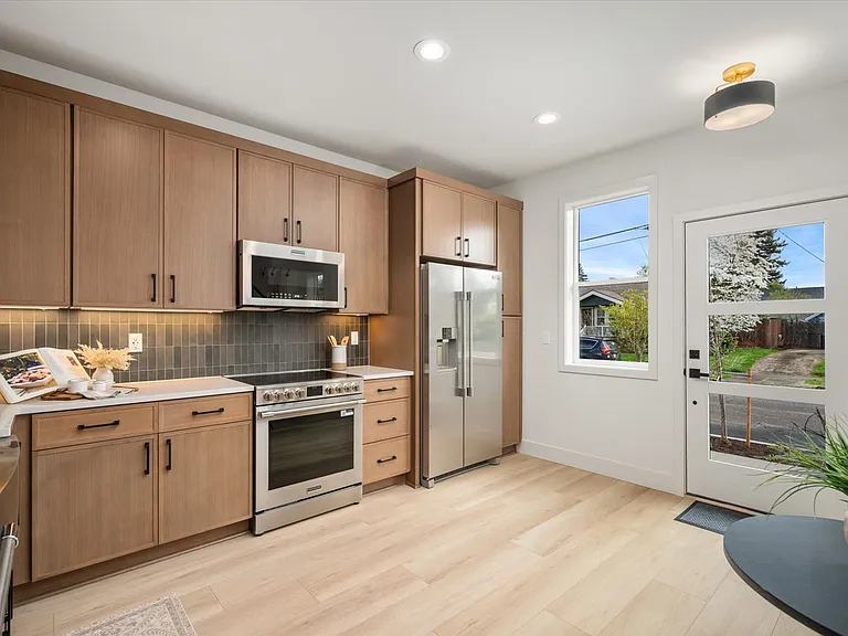 6957 N Burr Ave — Photo 6