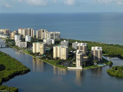 15 Bluebill Ave APT 901, Naples, FL, 34108