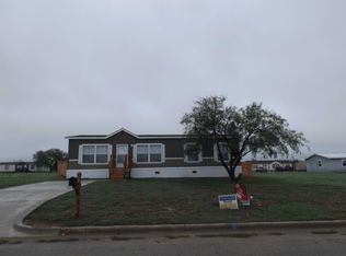 1412 Old Bridge Rd, Cleburne, TX 76033
