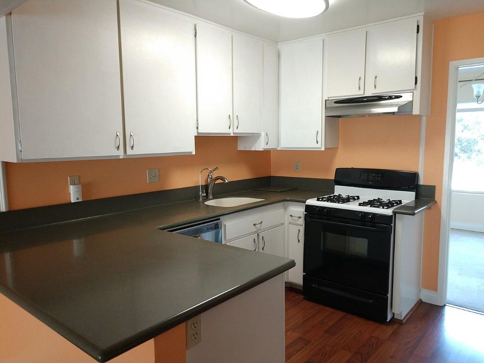 1st image of 10237 Caminito Pitaya