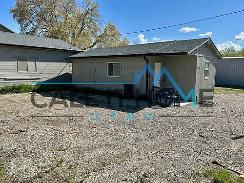 1496 W Parkway Ave Photo 1