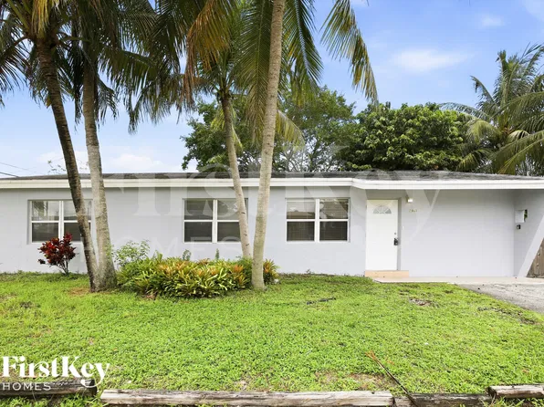 7060 Hood St, Hollywood, FL 33024