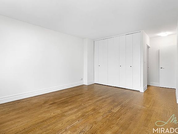 5th image of 145 W 67th St APT 15C