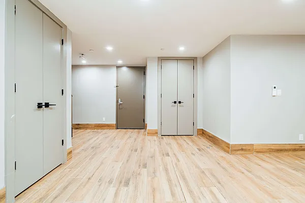 Rented by Nooklyn NYC LLC | media 56