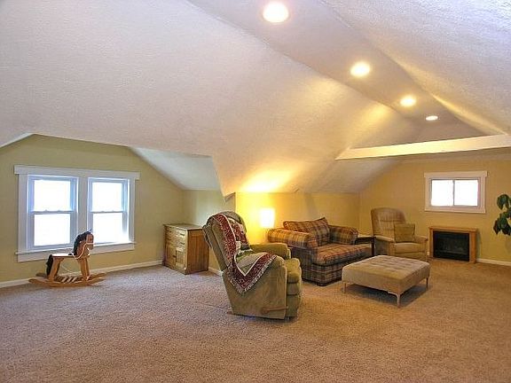Large living space pstairs