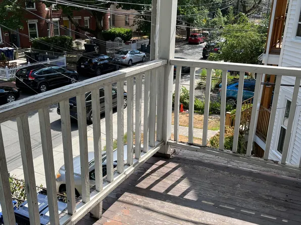 13 Dudley St #2, Cambridge, MA 02140