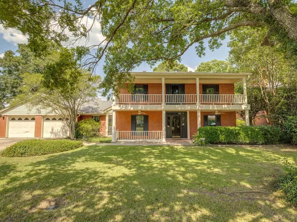 2809 River Oaks Dr, Monroe, LA 71201