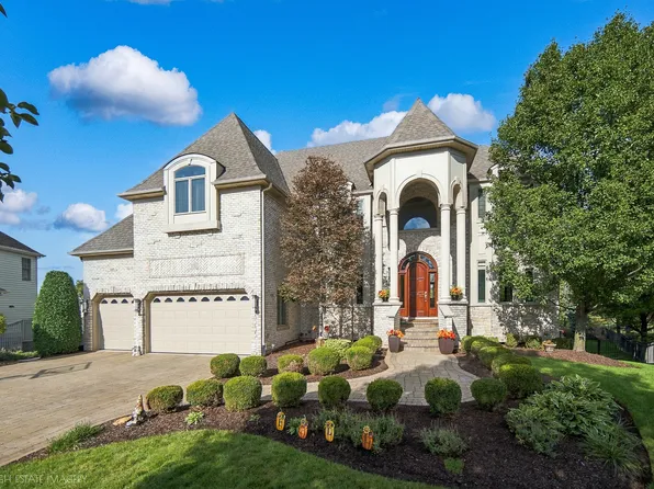 3131 Kewanee Ln, Naperville, IL 60564