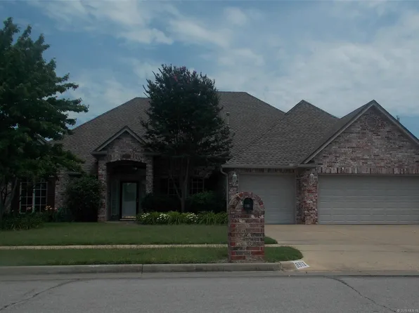 8913 N 137th Ave E, Owasso, OK 74055