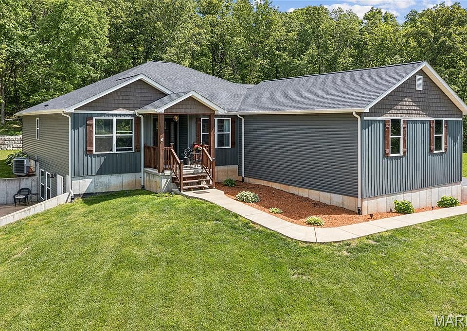 1st image of 2824 Nicole Ln