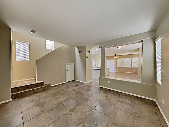 5th image of 4251 E Windsor Dr