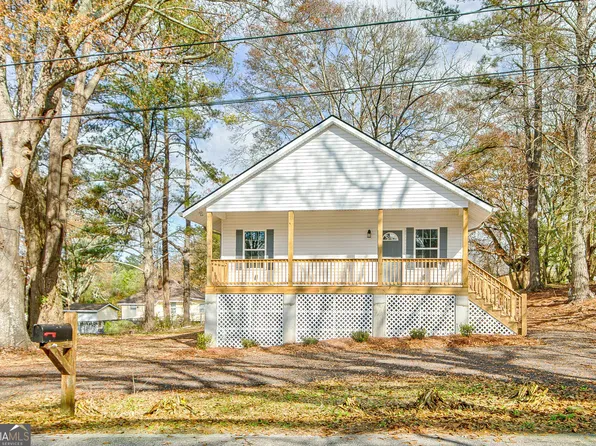 111 Arnco 3rd St, Newnan, GA 30263