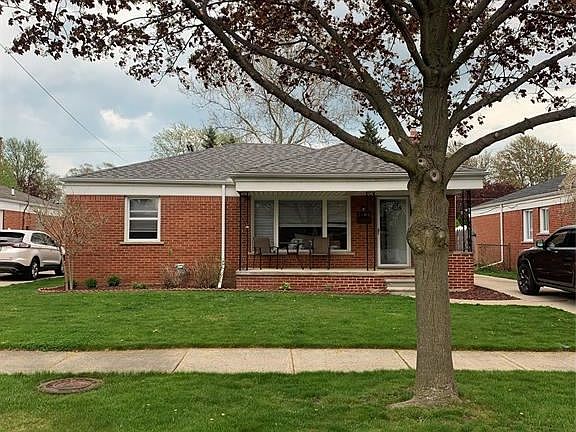2nd image of 26308 Princeton St