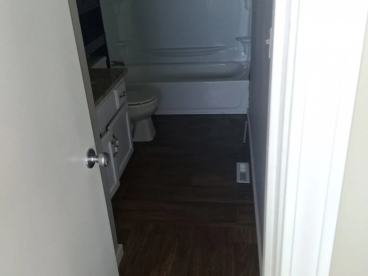 3 bed, 2.5 bath, 1527 sqft, $1,895 — Photo 3