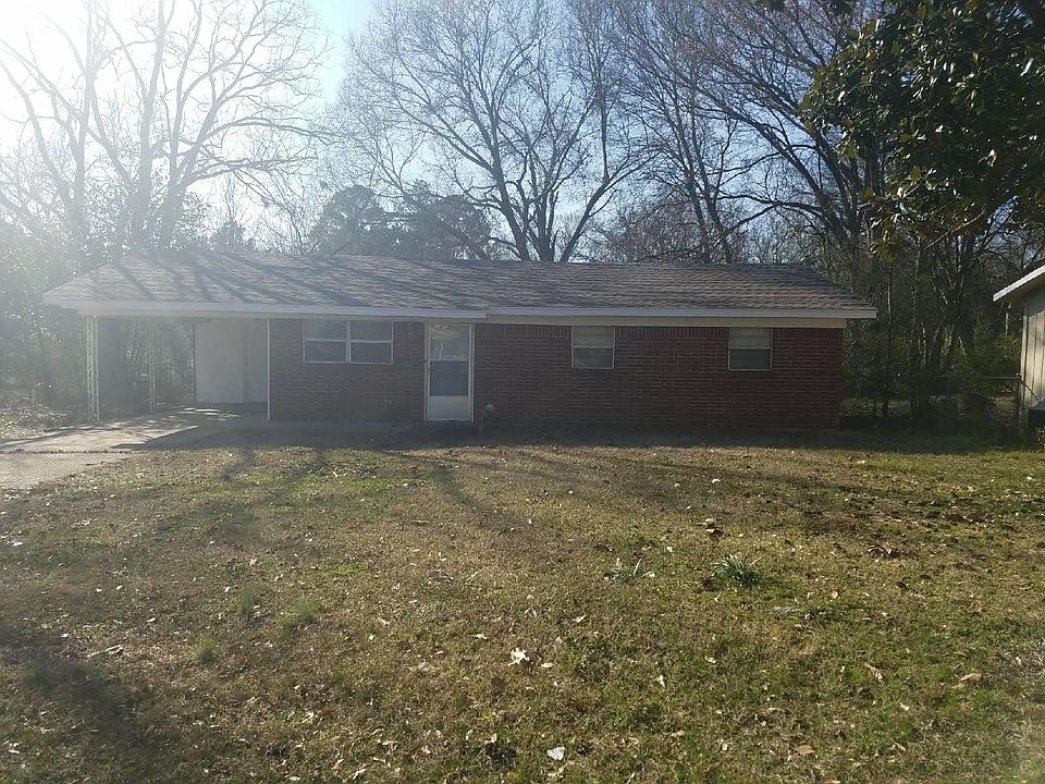 1st image of 305 Taylor St