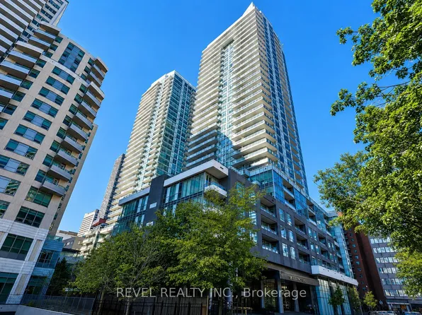 98 Lillian St #1913, Toronto, ON M4S 0A5