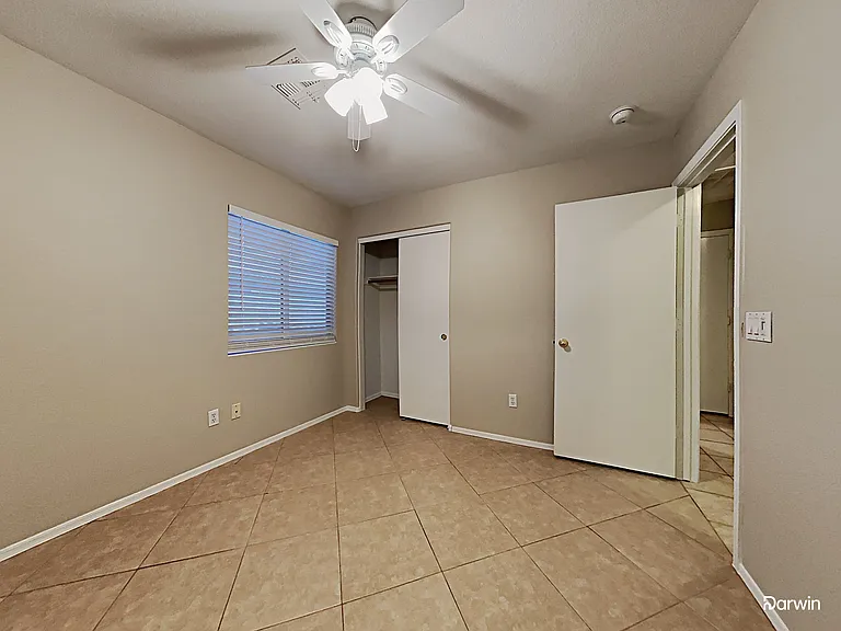 9305 E Medina Ave — Photo 11