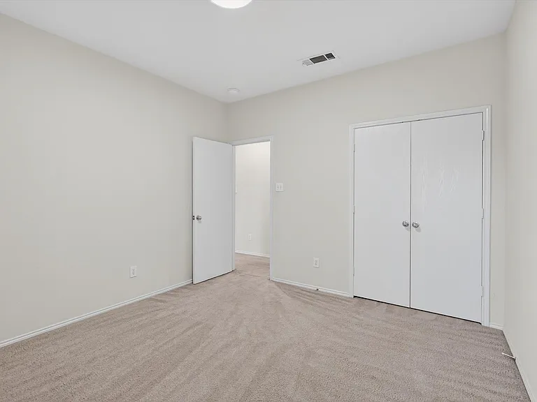7401 Cowhand Ct — Photo 20
