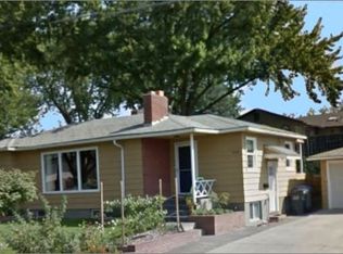 626 SE 4th St, College Place, WA 99324
