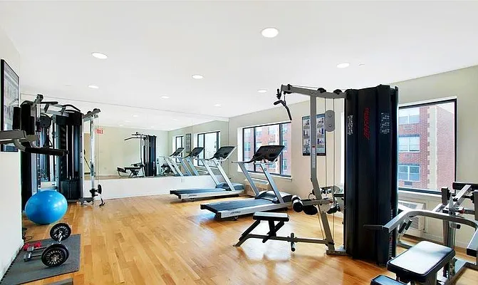 Rented by Keller Williams NYC | media 18