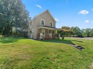 21 Liberty St E, Mineral Ridge, OH 44440