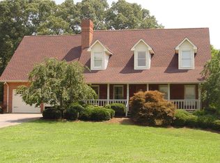 117 Mission Hills Dr, Cartersville, GA 30120