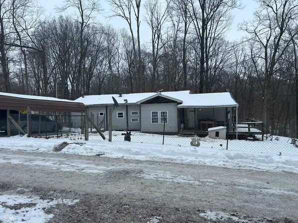 10615 E Stanley Rd, Rockville, IN 47872