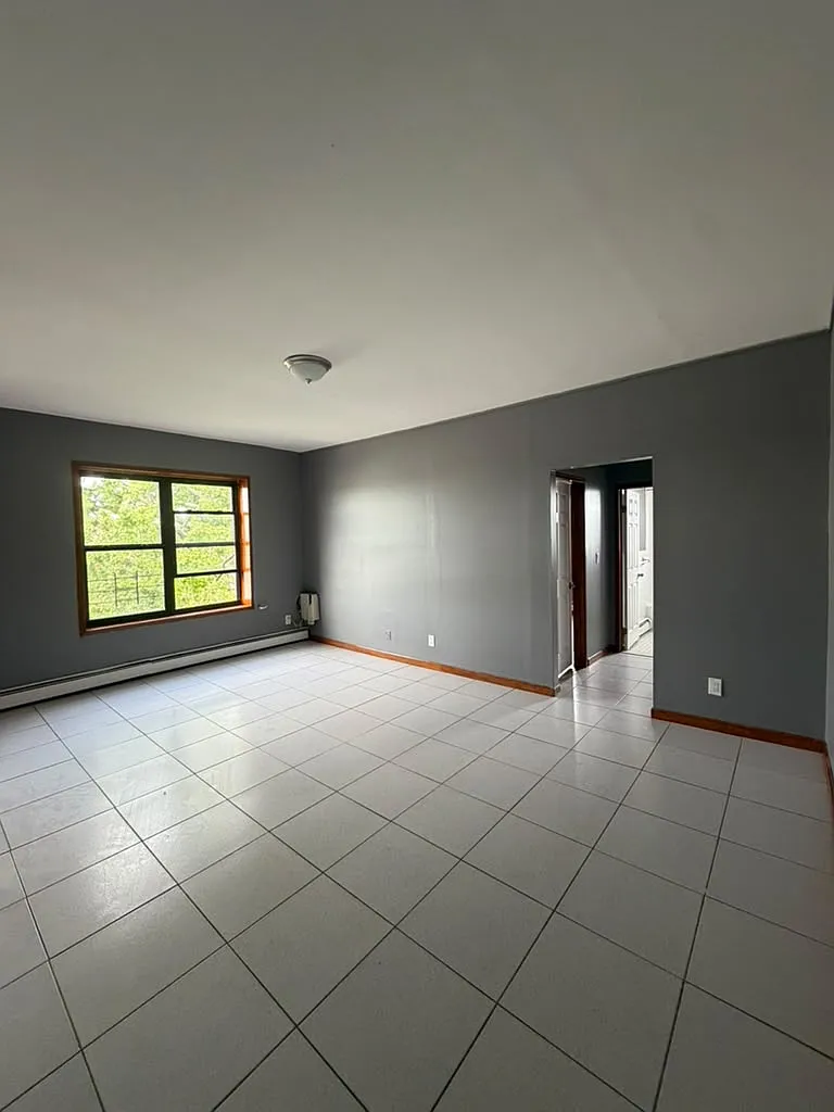2 bed, $1,550 — Photo 3