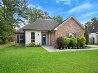 29292 S Redwood Dr, Denham Springs, LA 70726