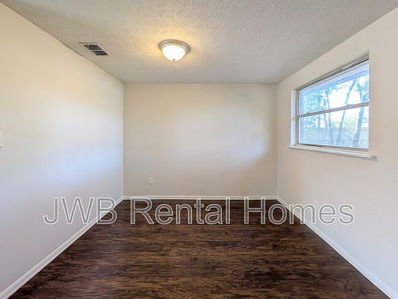 5th image of 5660 Tempest St