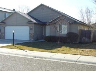 8589 W Casa Grande Ct, Boise, ID 83714