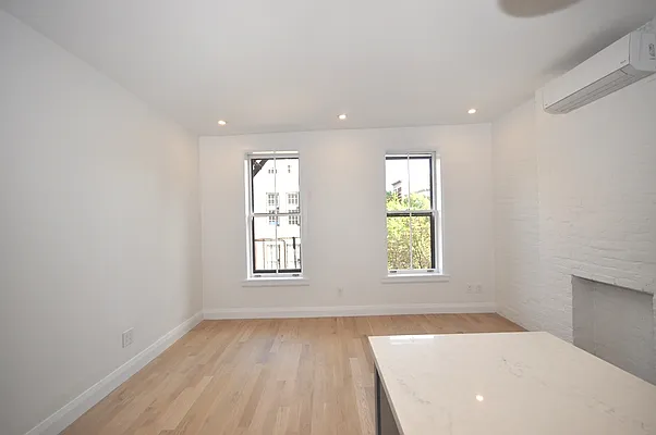 Rented by Corcoran | media 55