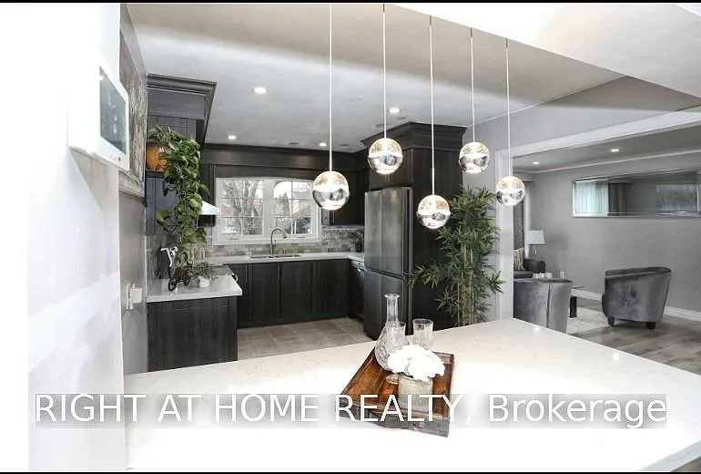 3 bed, $2,900 — Photo 3