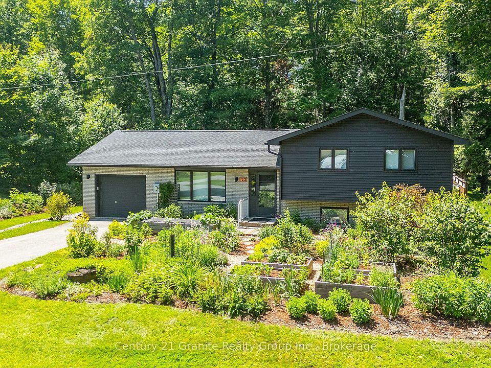 1st image of 22 Highland Gate Blvd