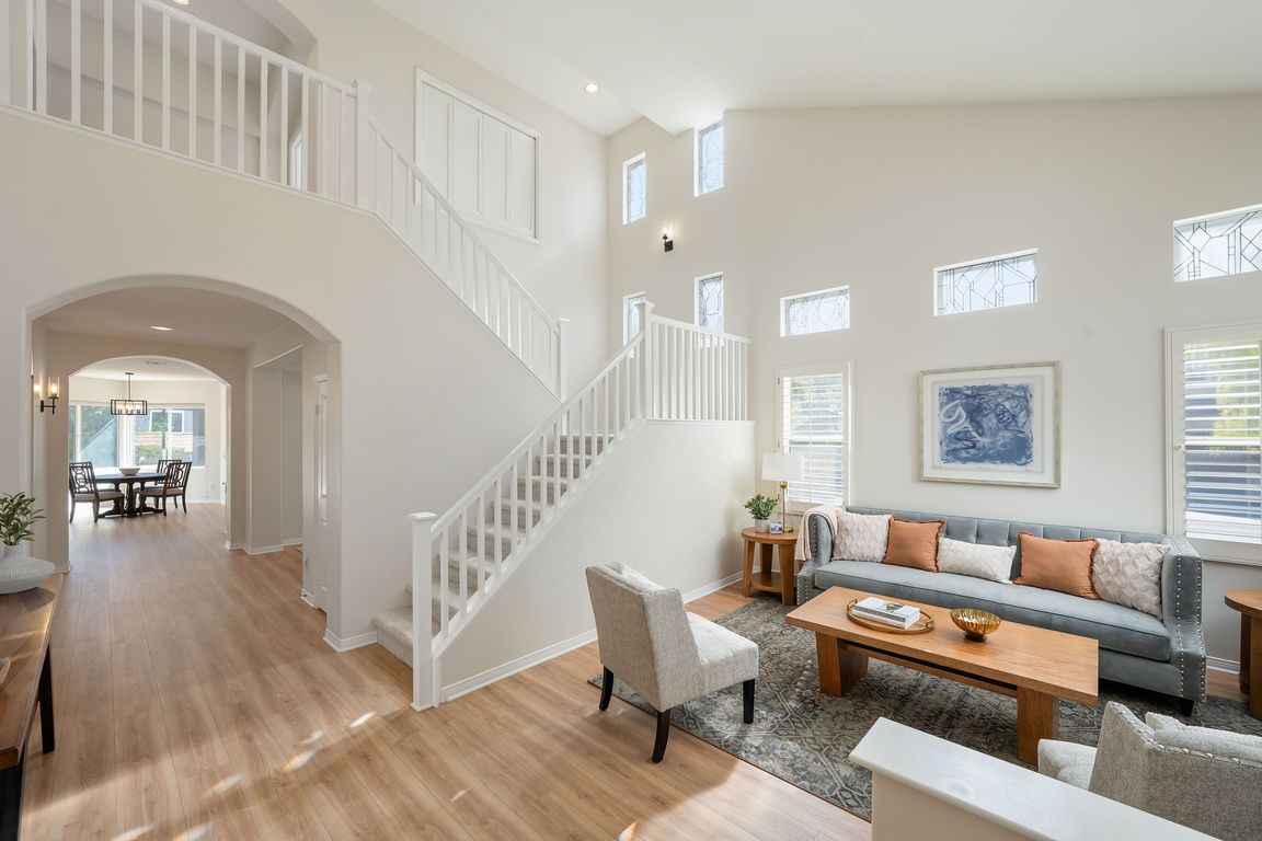 next background image