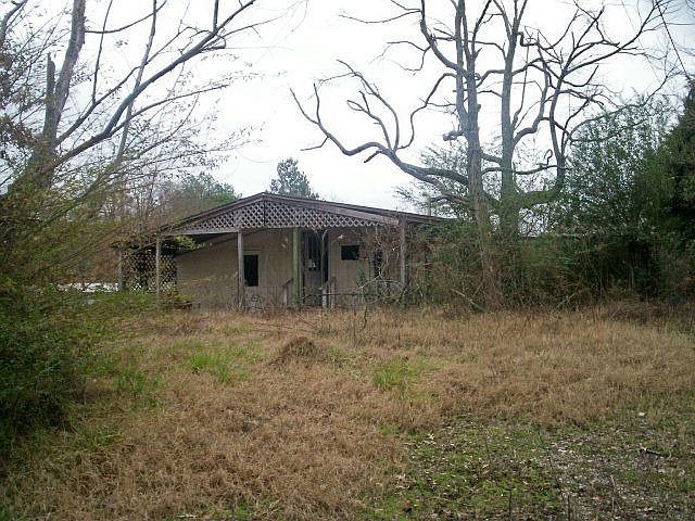 2nd image of 1442 Pope Water Valley Rd