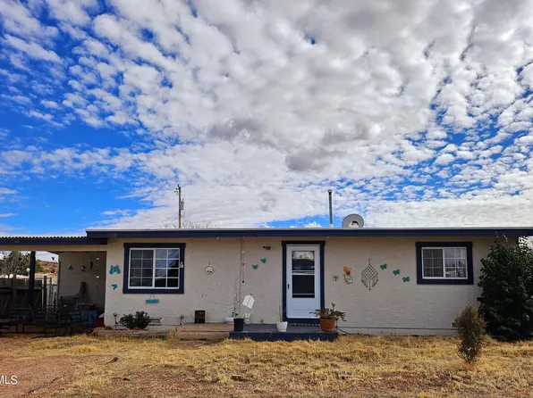 114 E YUMA Street, Huachuca City, AZ 85616