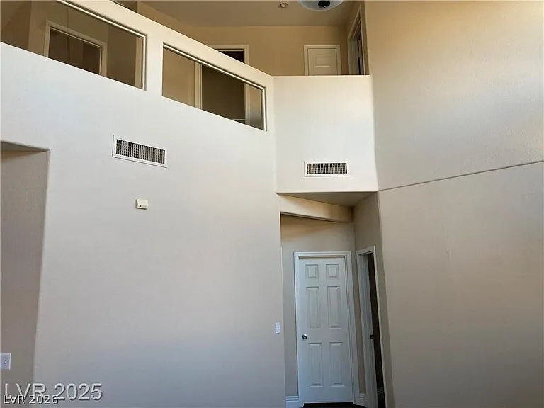 3120 Whispering Canyon Ct — Photo 14